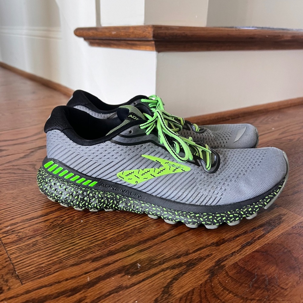 Brooks Adrenaline GTS 21 Mens 9 Grey Neon Green Running Shoes 1103071D075